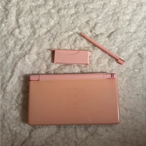 Nintendo DS Lite Pink Console with Game Collection - Picture 12 of 12